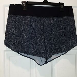 Athleta "Run With It" 3" Running Shorts With Inside Liner 2019